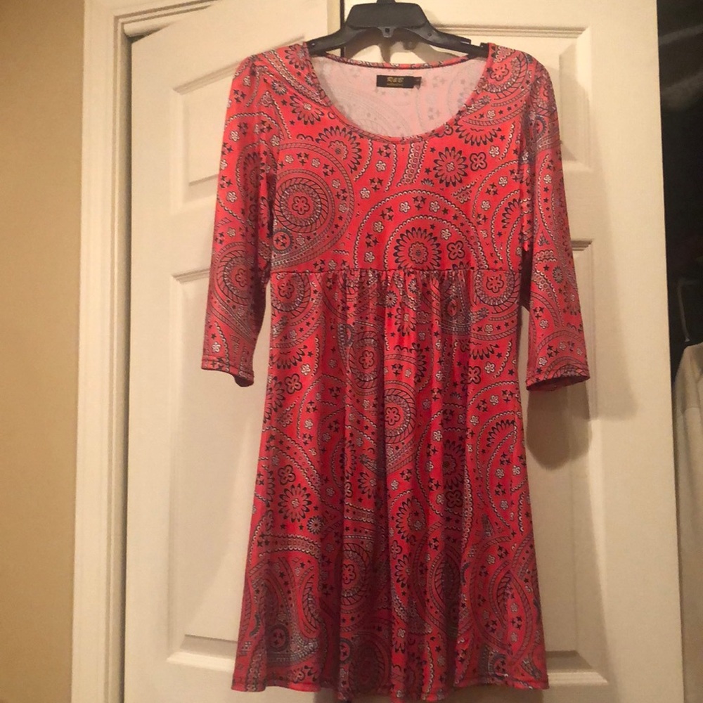 R&B Small - Fit and Flare Dress - Red/Black